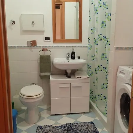 Costantini, Monolocale Indipendente Con Ingresso Condiviso * Pordenone