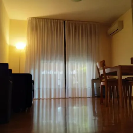 Costantini, Monolocale Indipendente Con Ingresso Condiviso